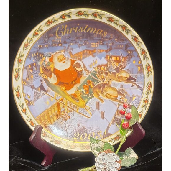 Vintage Avon Porcelain Collector's Plate "Coming to Town" - Picture 8 of 10